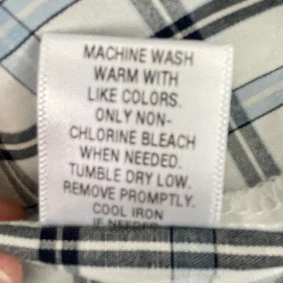 Croft & Barrow Stretch True Comfort Woven Shirt Machine Wash UltraSoft Size Med - Picture 2 of 10